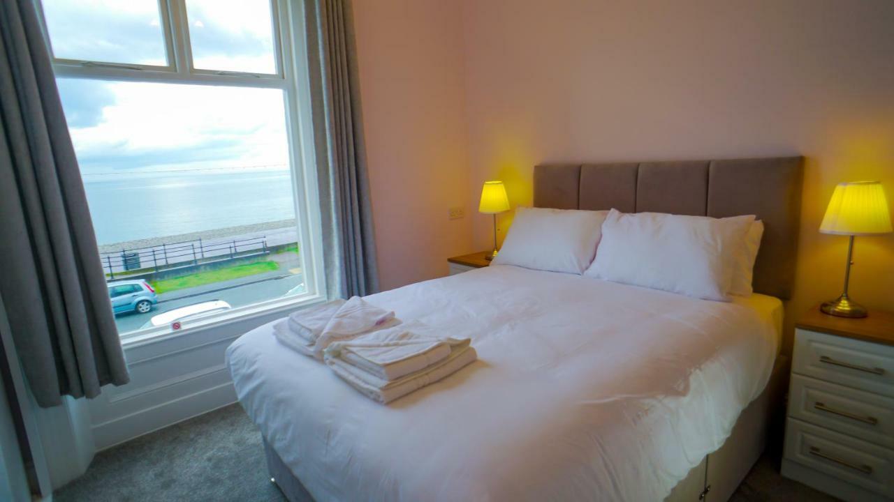 Carmel House Hotel Ландъндо Екстериор снимка