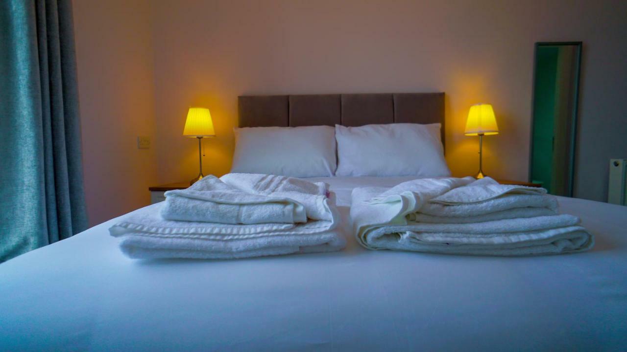Carmel House Hotel Ландъндо Екстериор снимка